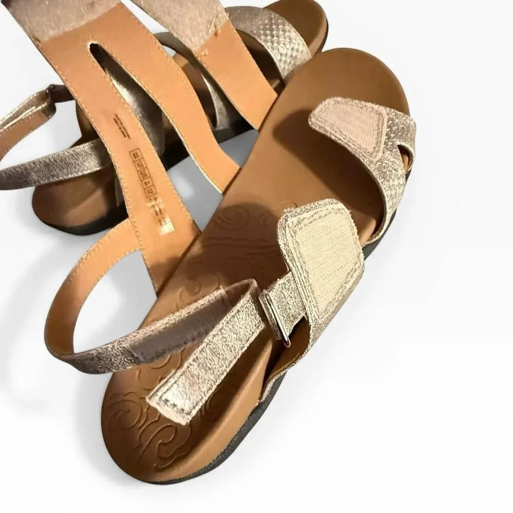 Rockport Ridge Asymmetrical Sandals Women's size 8.5 Adjustable Metallic Gold